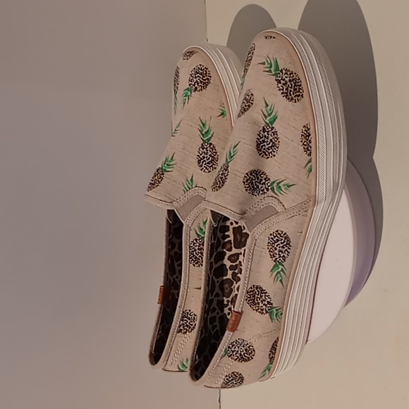 NWT - Keds - Pineapple - Canvas Slip on Sneaker/Loafer - Women's size 11 - Picture 3 of 14